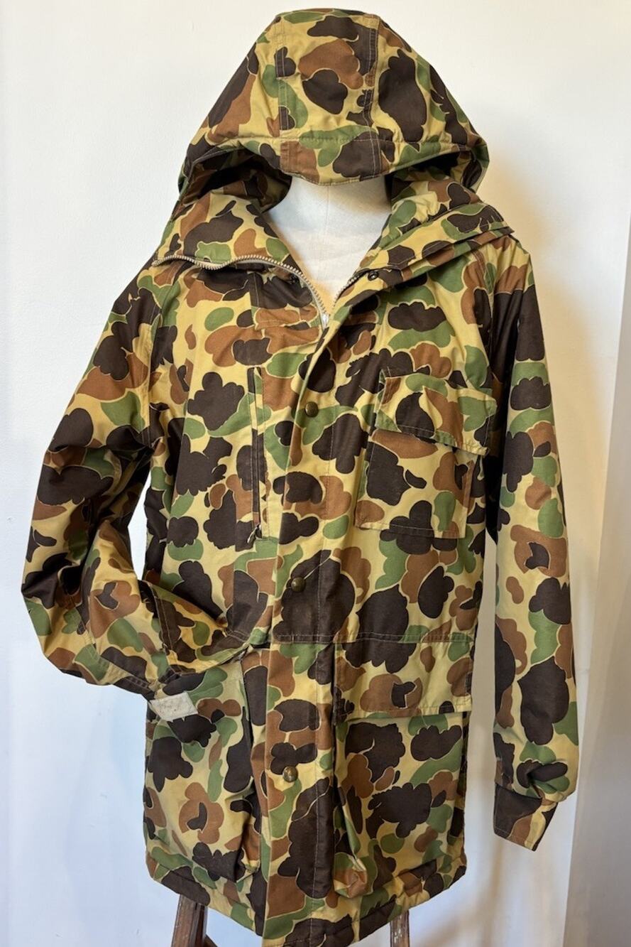 Vintage Browning Jacket Mens Medium/Large Duck Camo Hunting Coat Waterproof